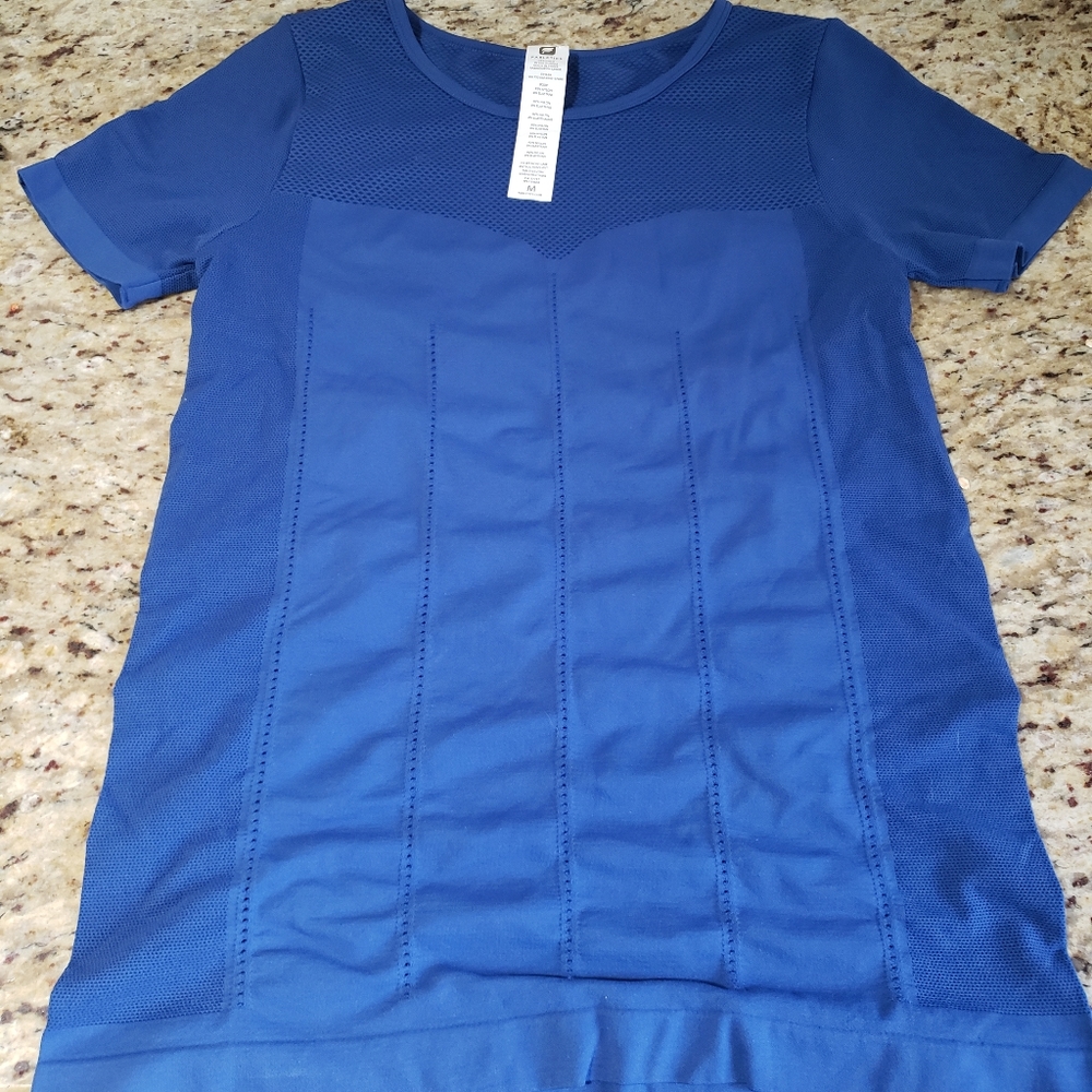 Fabletics Delta Seamless shirt